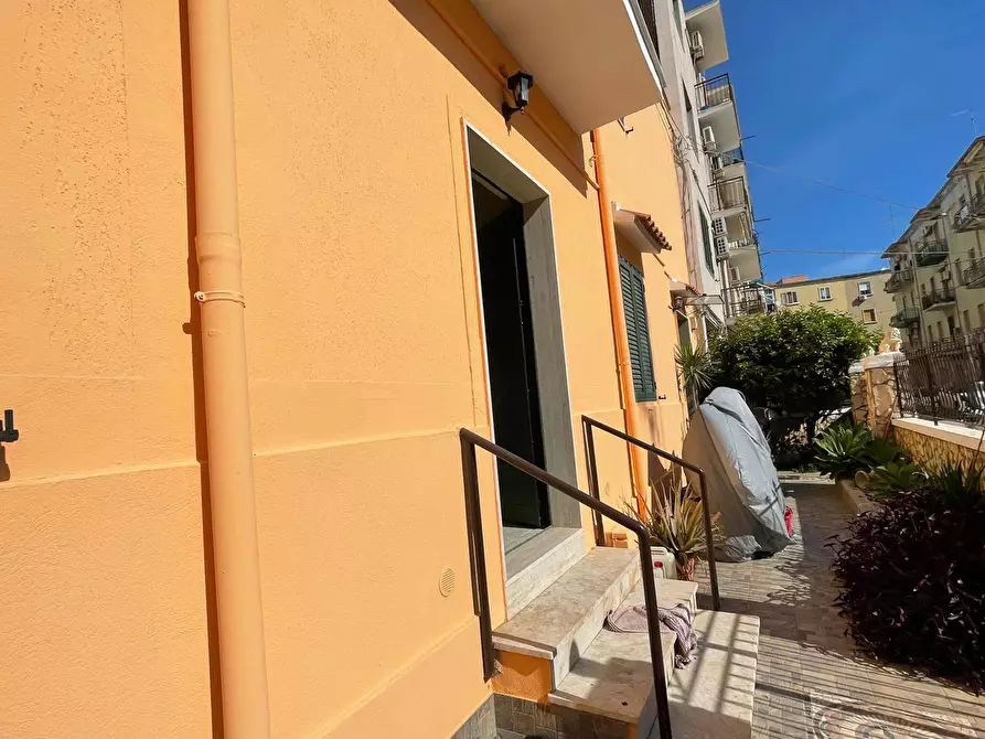 Immagine 10 di Appartamento in vendita  in Via dalmazia, 19 a Siracusa