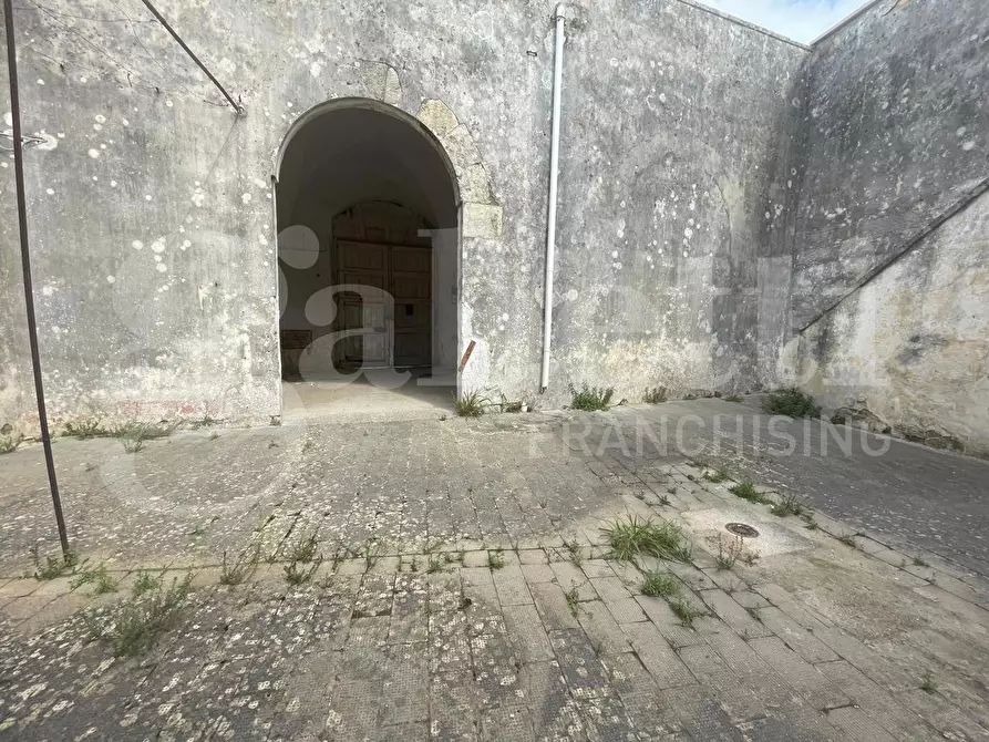 Immagine 14 di Casa indipendente in vendita  in Via Roma, 108 a Calimera