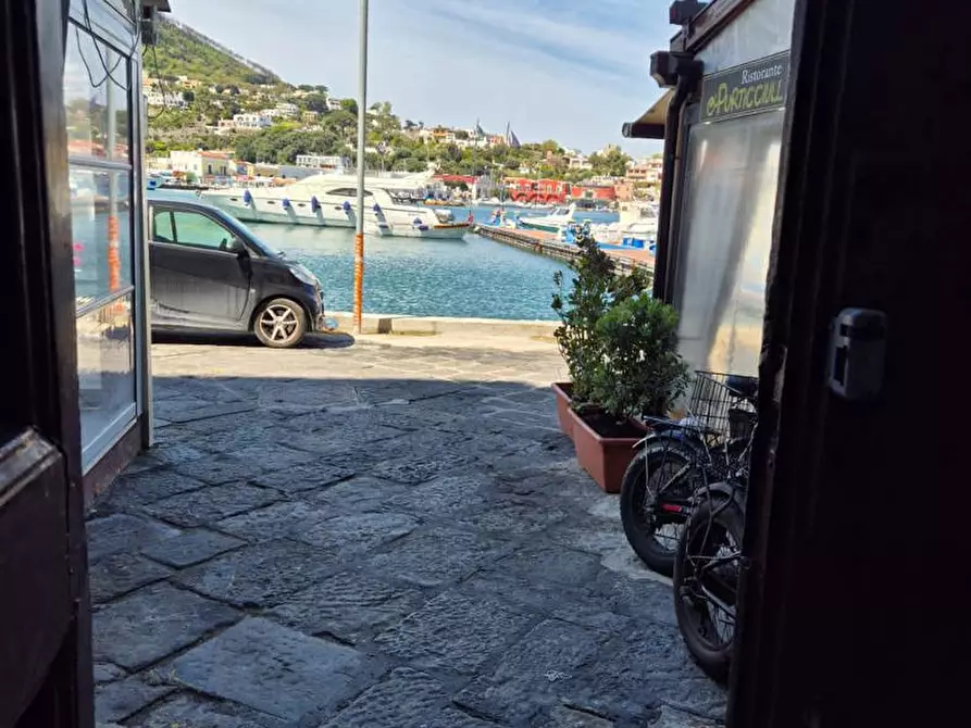 Immagine 2 di Appartamento in vendita  in Via porto a Ischia