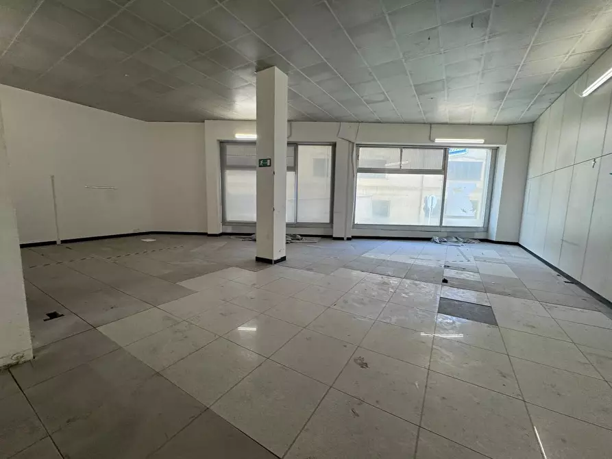 Immagine 7 di Negozio in vendita  in Via Roma, 27 a Iglesias