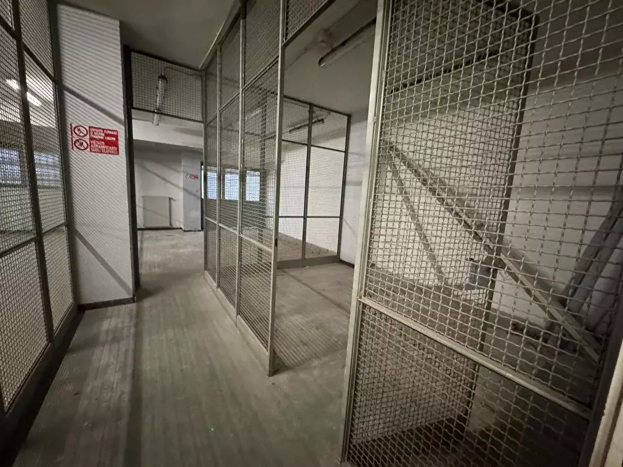 Immagine 5 di Negozio in vendita  in Via Roma, 27 a Iglesias