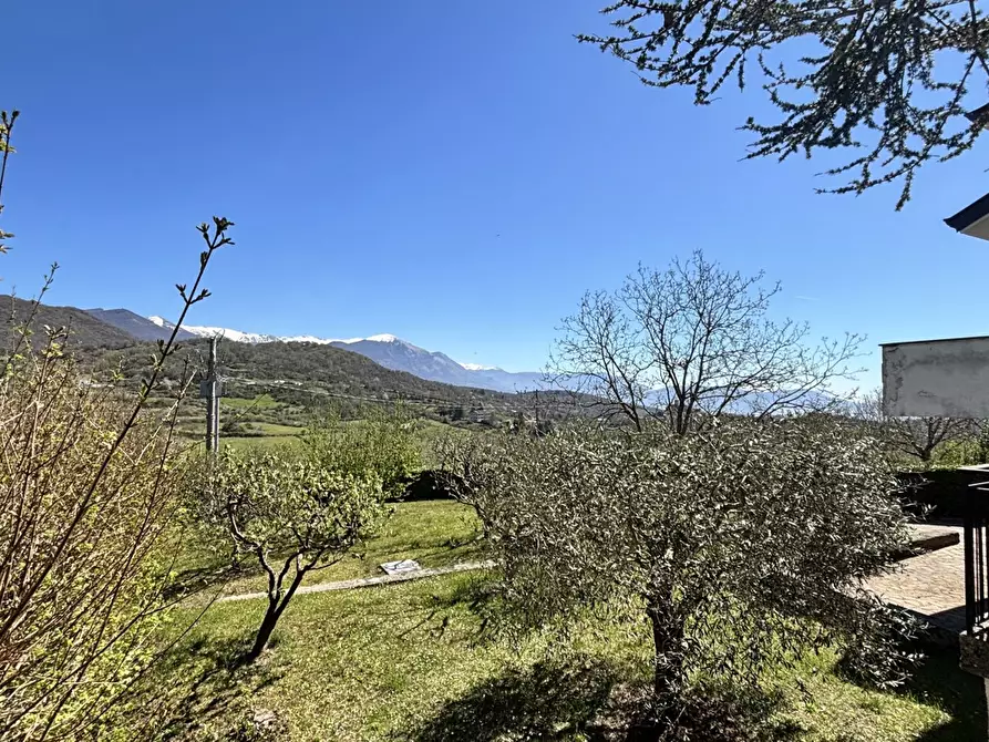 Immagine 35 di Casa bifamiliare in vendita  in Via circonvallazione cerano, 15 a Torre Cajetani