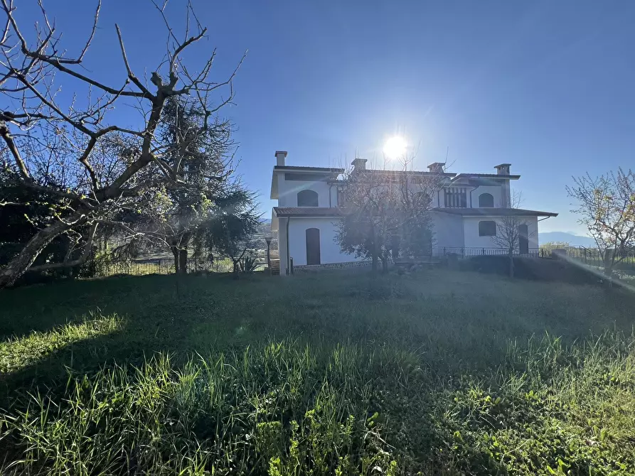Immagine 14 di Casa bifamiliare in vendita  in Via circonvallazione cerano, 15 a Torre Cajetani