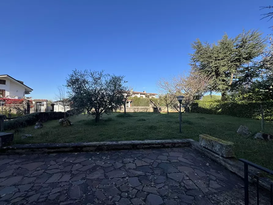 Immagine 25 di Casa bifamiliare in vendita  in Via circonvallazione cerano, 15 a Torre Cajetani