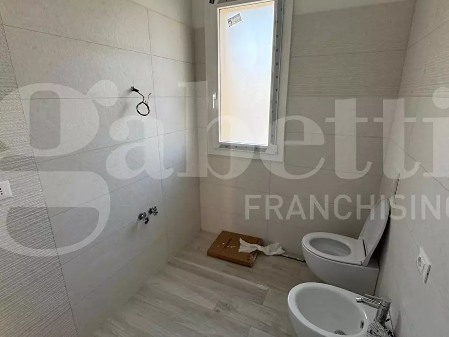 Immagine 16 di Appartamento in vendita  in Via Ricci, snc a Tortoreto