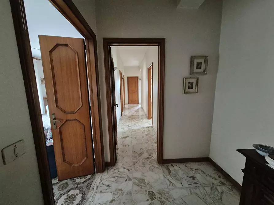 Immagine 3 di Appartamento in vendita  in Viale Epipoli, 6 a Siracusa