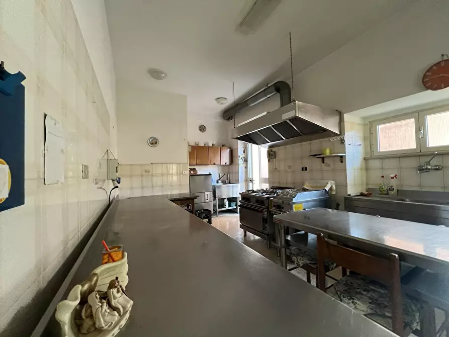 Immagine 6 di Albergo/B&B/Residence in vendita  in Via Vallicelle, 20 a Fiuggi