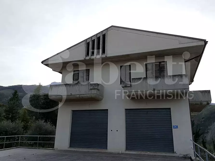Immagine 30 di Capannone industriale in vendita  in Via Fonte Vecchia, snc a Colledara