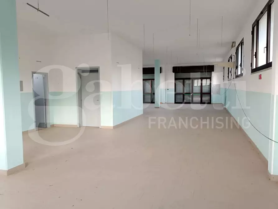 Immagine 4 di Capannone industriale in vendita  in Via Fonte Vecchia, snc a Colledara