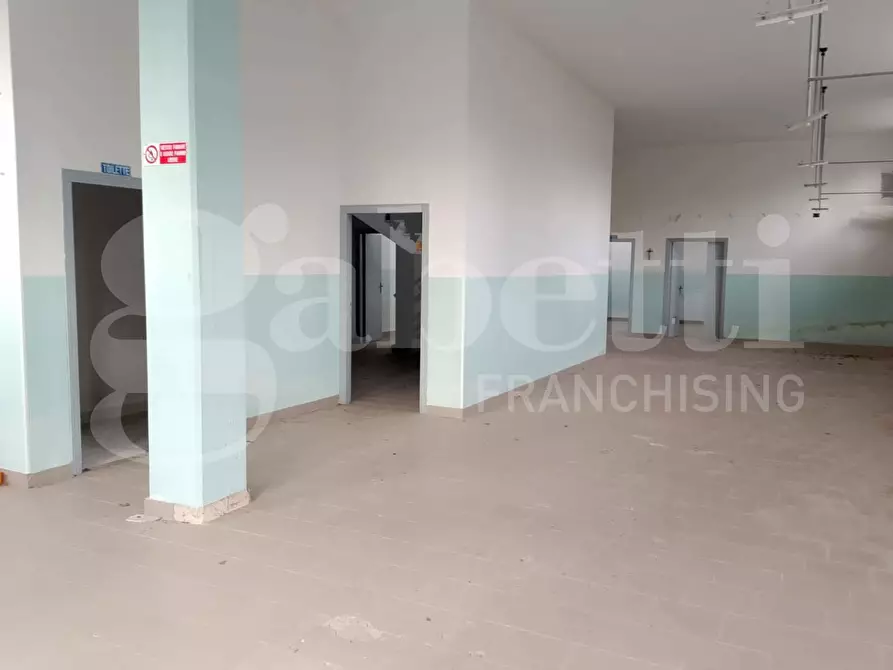 Immagine 14 di Capannone industriale in vendita  in Via Fonte Vecchia, snc a Colledara
