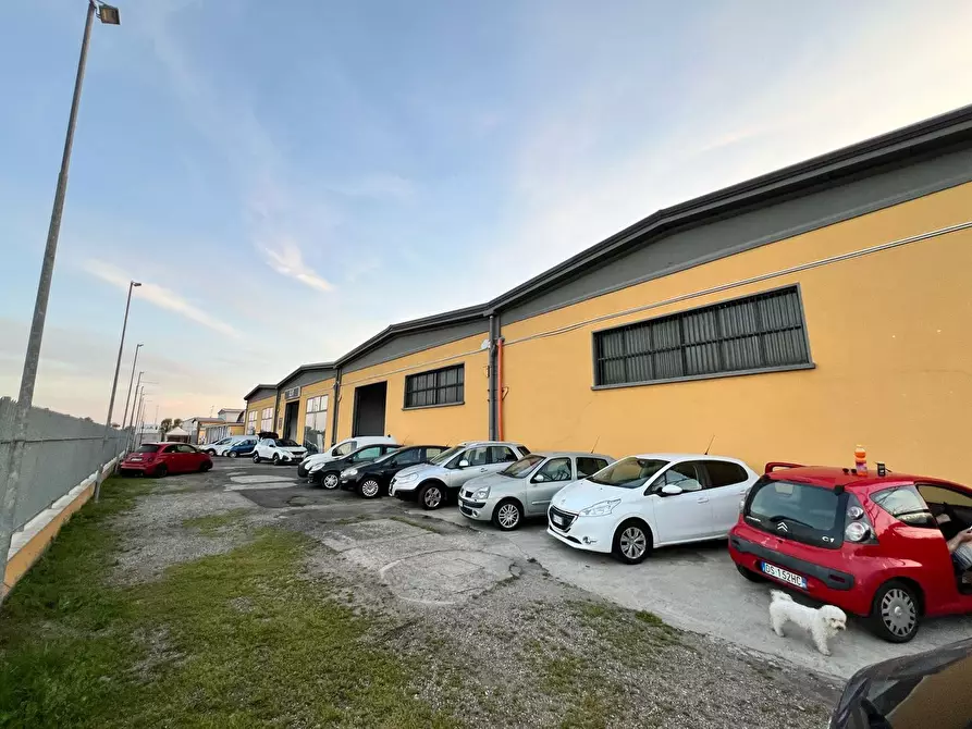 Immagine 6 di Capannone industriale in vendita  in Via Quartiere Mirabella, 0 a Abbiategrasso