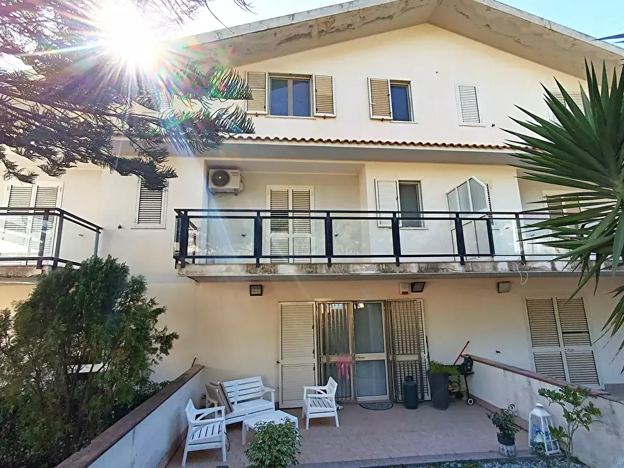 Immagine 3 di Villetta a schiera in vendita  in Via Belvedere ctr. S. Antonino, 6 a Venetico