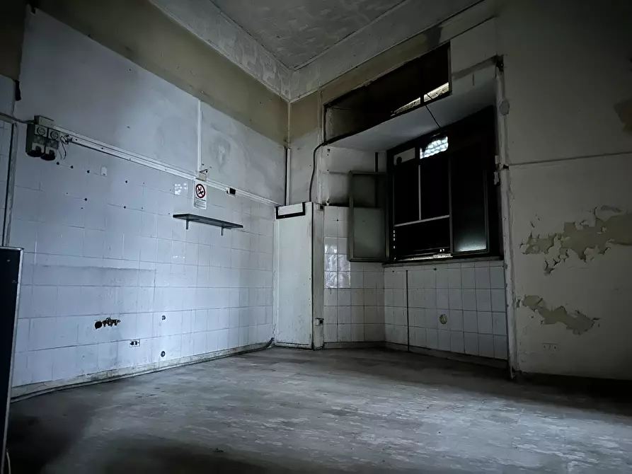 Immagine 8 di Negozio in affitto  in Piazza TRENTO TRIESTE, 10 a Fiuggi