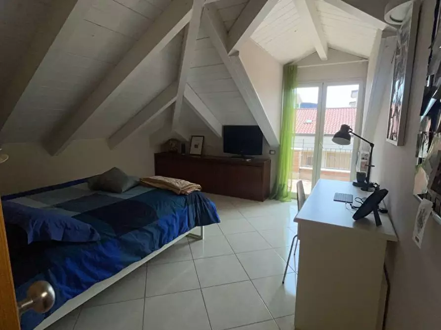 Immagine 24 di Villa in vendita  in Via campagna a Giugliano In Campania