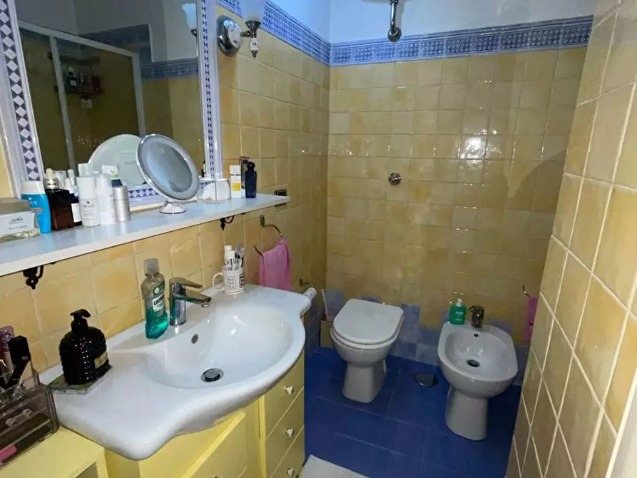 Immagine 25 di Villa in vendita  in Via campagna a Giugliano In Campania