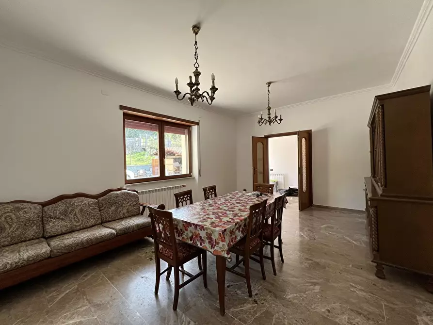 Immagine 2 di Casa bifamiliare in vendita  in Strada Regionale di Fiuggi, San Giovanni-patoni, SNC a Trivigliano