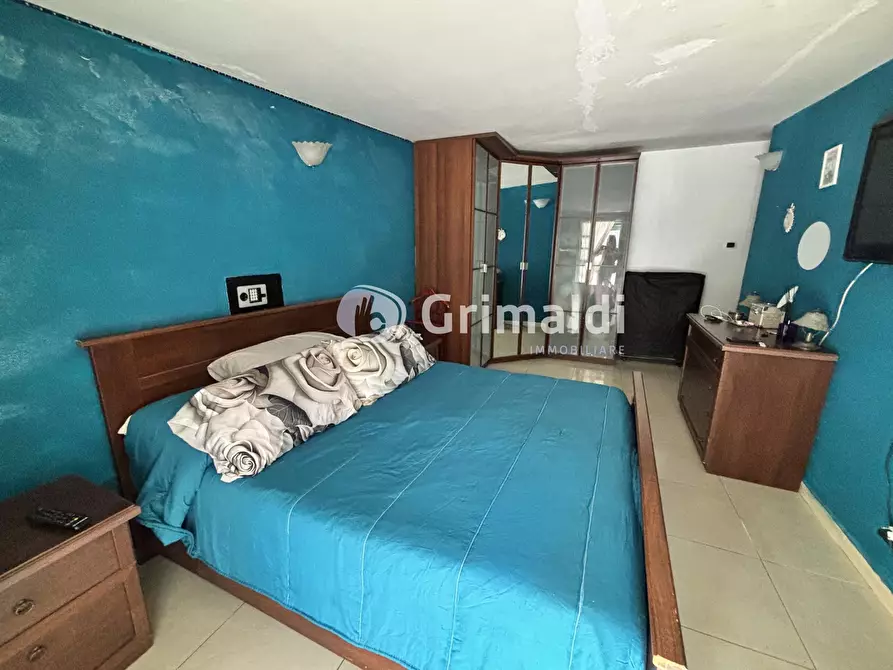 Immagine 11 di Appartamento in vendita  in Via GiosuÃ¨ Carducci, 9 a Acerra