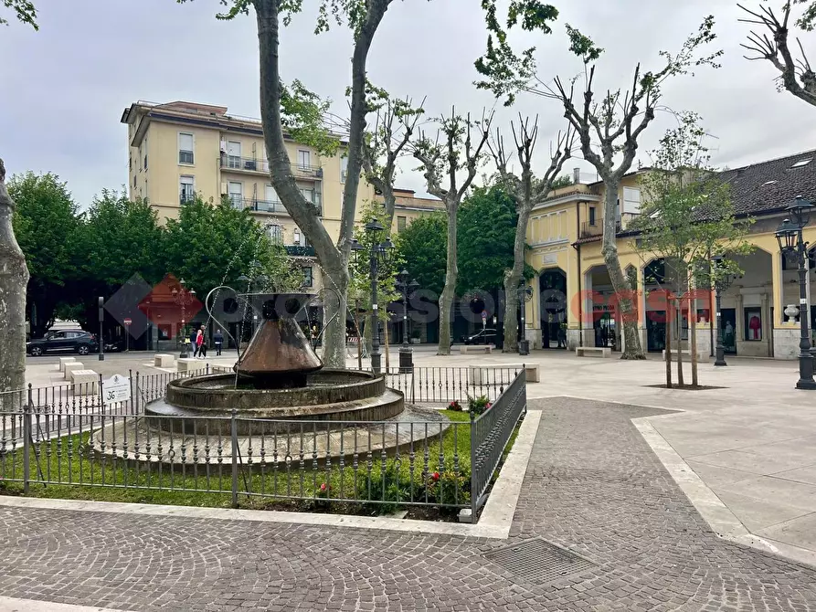 Immagine 18 di Negozio in affitto  in Corso nuova italia, 23 a Fiuggi