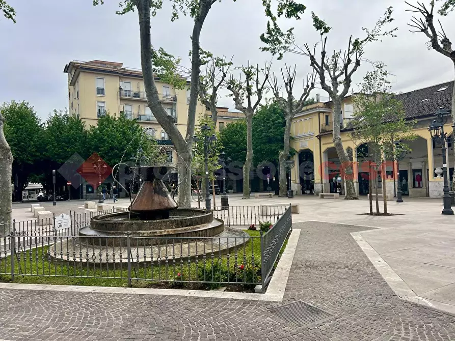 Immagine 19 di Negozio in affitto  in Corso nuova italia, 23 a Fiuggi