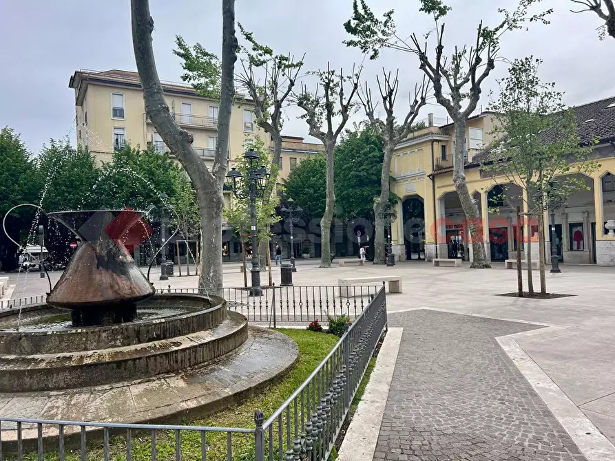 Immagine 14 di Negozio in affitto  in Corso nuova italia, 23 a Fiuggi