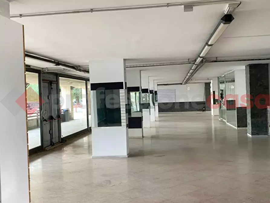 Immagine 2 di Negozio in vendita  in Via Capitano Luigi Giorgi, snc a Bagheria