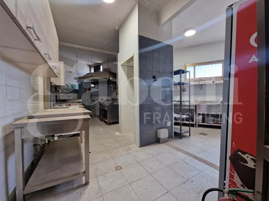 Immagine 7 di Negozio in vendita  in Via cagliari, 97 a Villasor