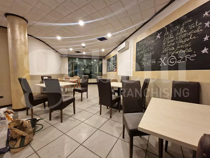 Immagine 4 di Negozio in vendita  in Via cagliari, 97 a Villasor