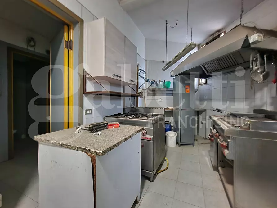 Immagine 8 di Negozio in vendita  in Via cagliari, 97 a Villasor