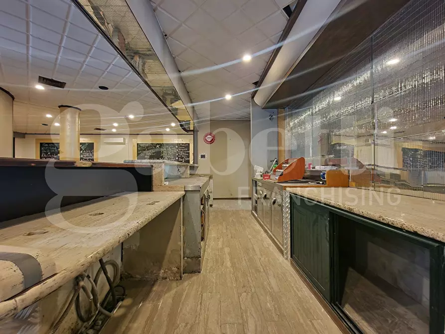 Immagine 2 di Negozio in vendita  in Via cagliari, 97 a Villasor