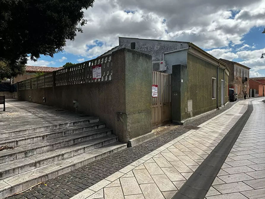 Immagine 3 di Casa indipendente in vendita  in Via Salvo D'Acquisto, 12 a Vallermosa