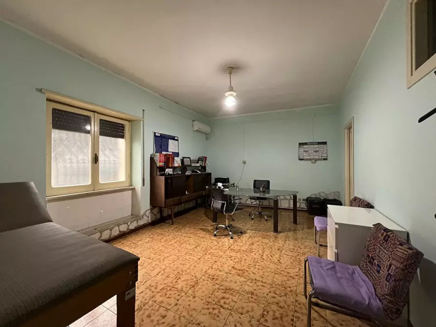 Immagine 7 di Ufficio in vendita  in Viale Guglielmo Marconi, 1 a Amaseno