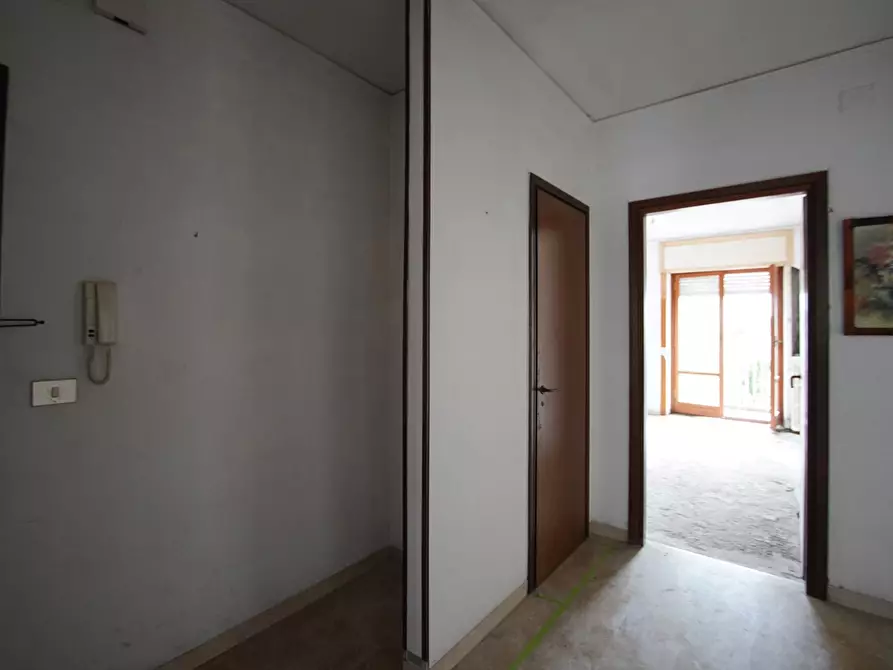 Immagine 11 di Appartamento in vendita  in Viale Garibaldi, 50 a Venezia