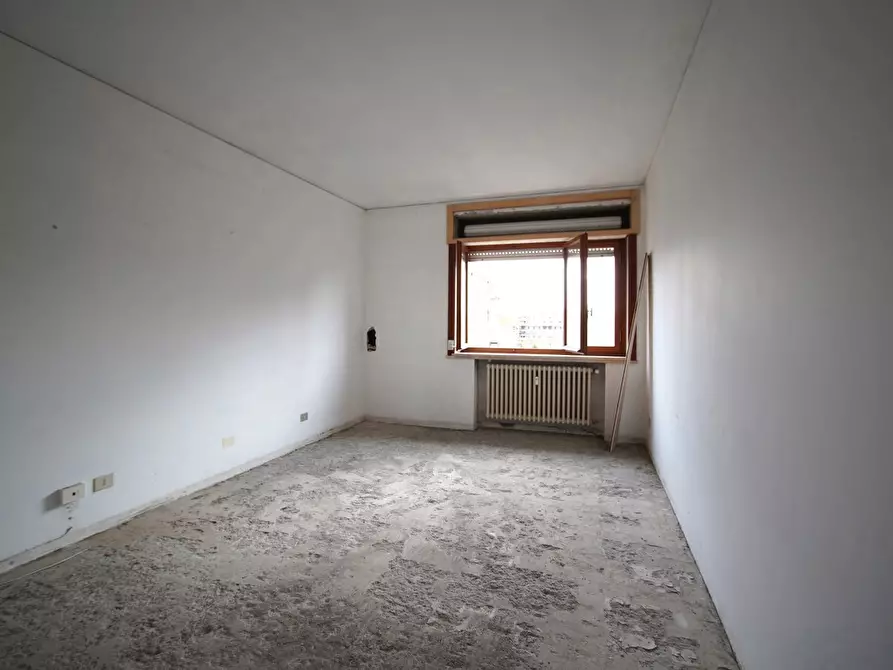 Immagine 4 di Appartamento in vendita  in Viale Garibaldi, 50 a Venezia
