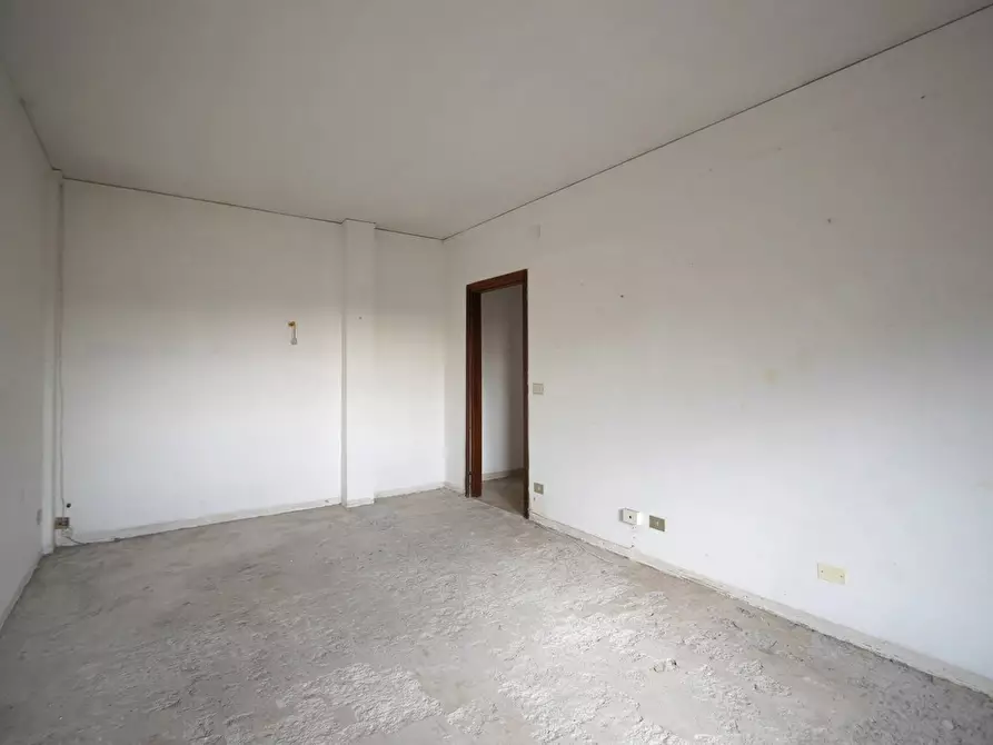 Immagine 2 di Appartamento in vendita  in Viale Garibaldi, 50 a Venezia