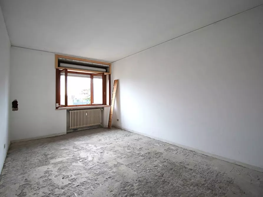 Immagine 3 di Appartamento in vendita  in Viale Garibaldi, 50 a Venezia