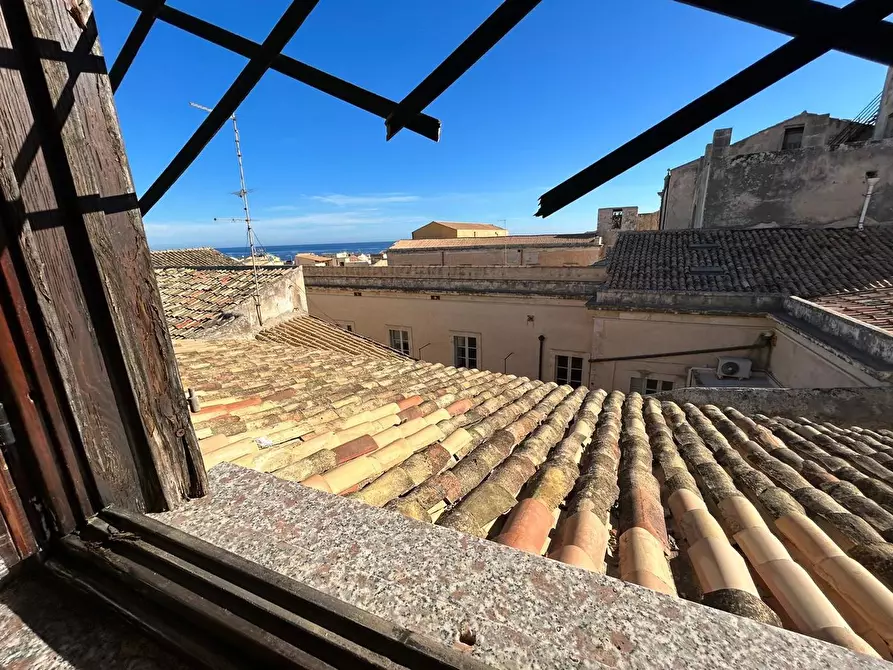 Immagine 5 di Appartamento in vendita  in Via Mirabella, 23 a Siracusa