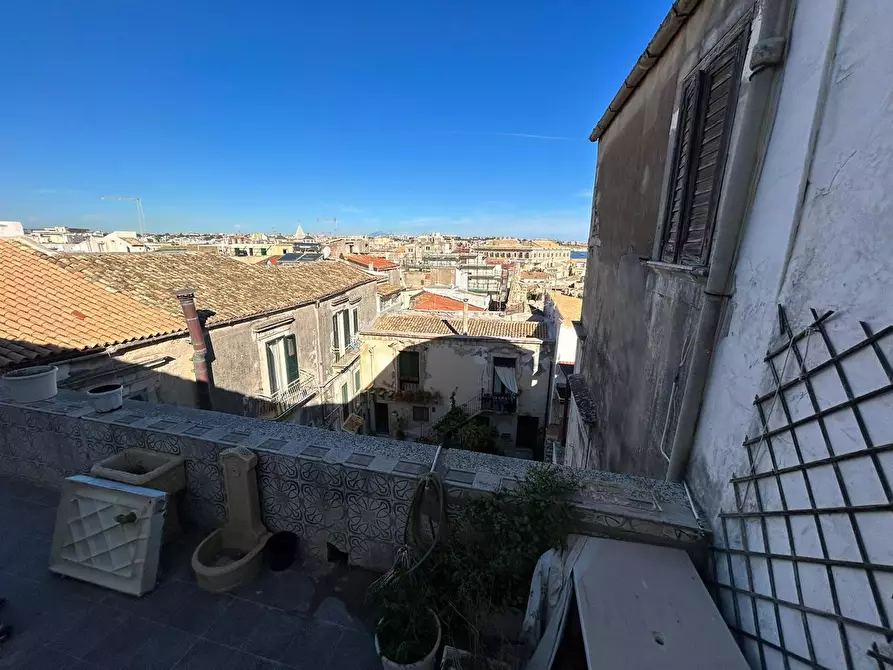 Immagine 17 di Appartamento in vendita  in Via Mirabella, 23 a Siracusa