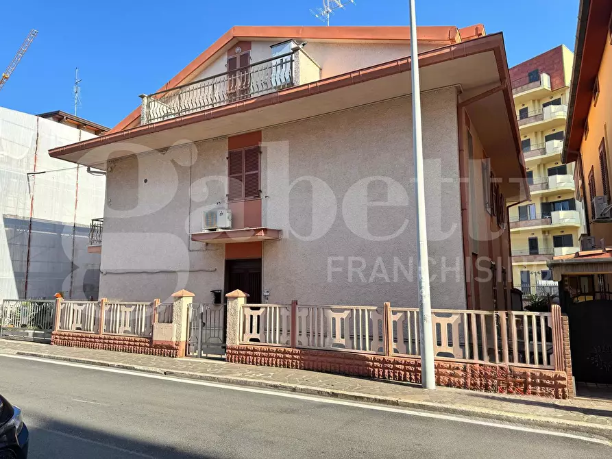 Immagine 1 di Appartamento in vendita  in Via Cesare Battisti, 178 a Alba Adriatica