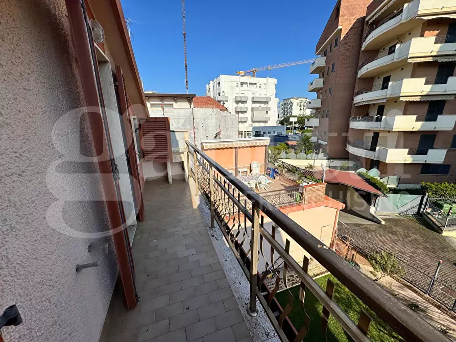Immagine 32 di Appartamento in vendita  in Via Cesare Battisti, 178 a Alba Adriatica