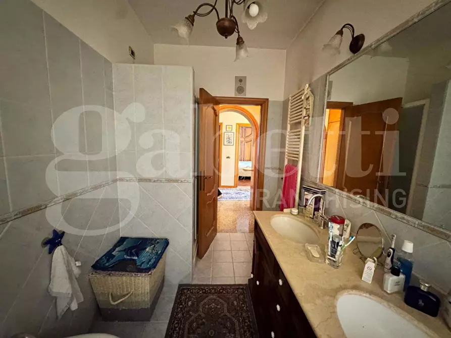 Immagine 34 di Appartamento in vendita  in Via Cesare Battisti, 178 a Alba Adriatica