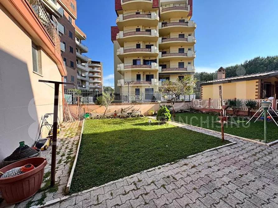 Immagine 2 di Appartamento in vendita  in Via Cesare Battisti, 178 a Alba Adriatica