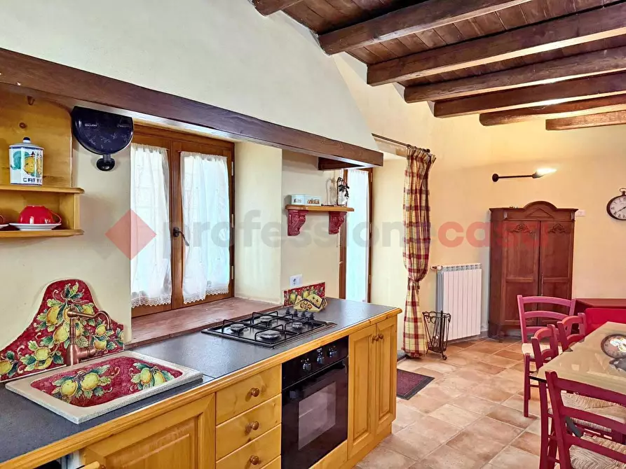 Immagine 5 di Casa indipendente in vendita  in Via Trento, 8 a Castiglione Di Sicilia