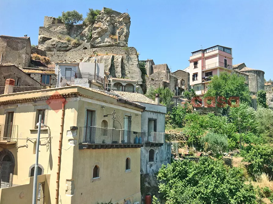 Immagine 39 di Casa indipendente in vendita  in Via Trento, 8 a Castiglione Di Sicilia