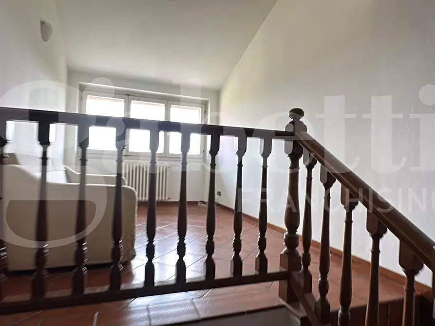 Immagine 4 di Appartamento in vendita  in Via puccini, 1 a Erba