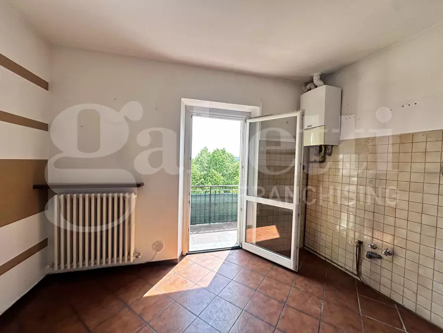 Immagine 3 di Appartamento in vendita  in Via puccini, 1 a Erba