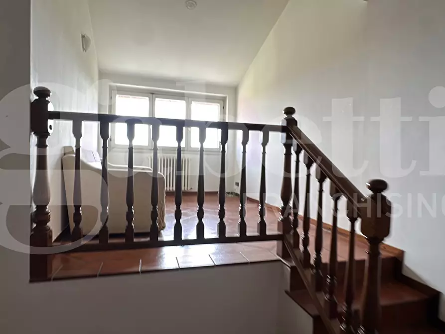 Immagine 42 di Appartamento in vendita  in Via puccini, 1 a Erba