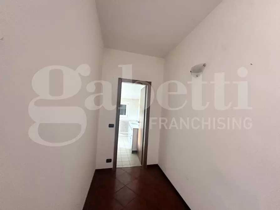 Immagine 20 di Appartamento in vendita  in Via puccini, 1 a Erba