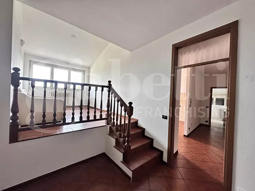 Immagine 41 di Appartamento in vendita  in Via puccini, 1 a Erba