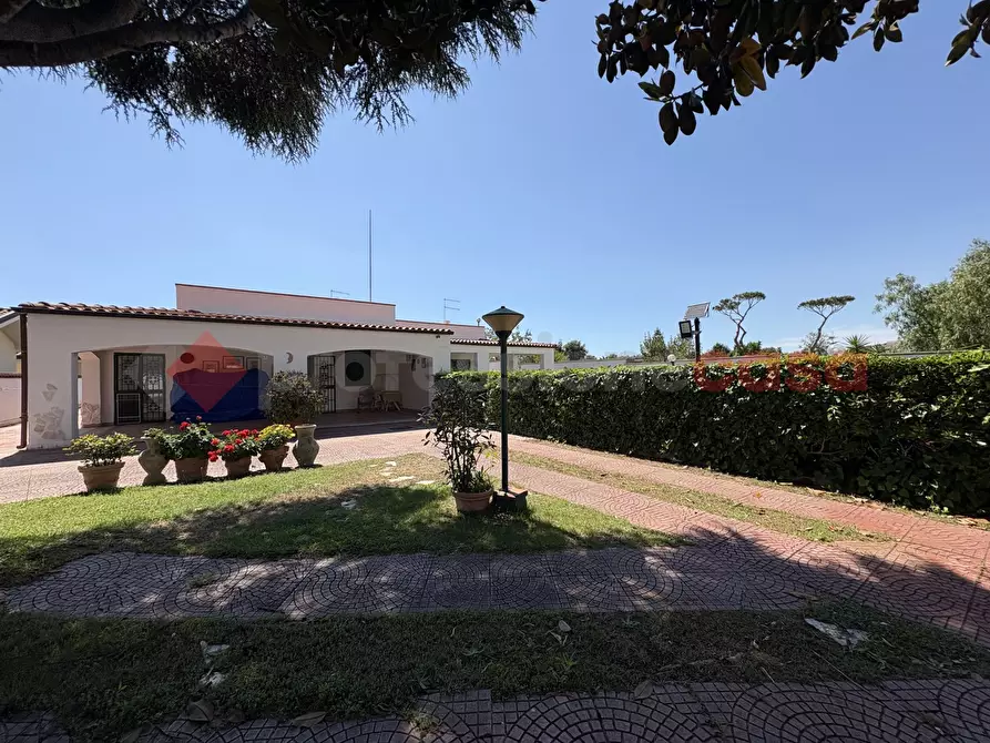 Immagine 1 di Casa bifamiliare in vendita  in Via RESIDENCE RIVA DEL FUEGO, 32 a Terracina