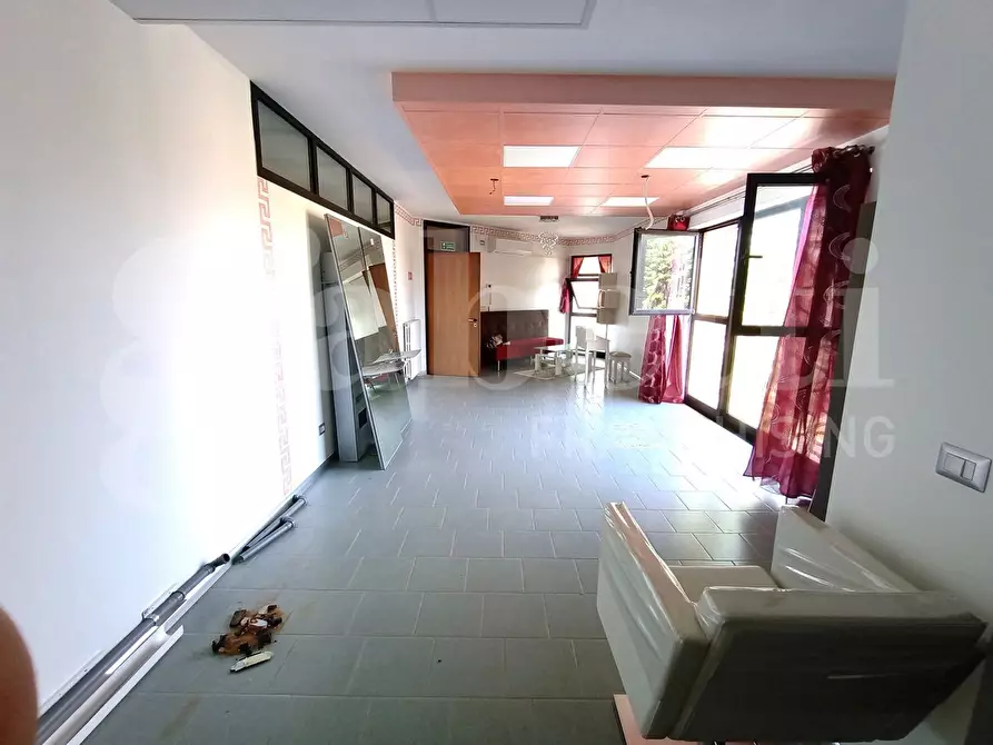 Immagine 4 di Negozio in vendita  in Via CAVARZERE   Via dei Martiri, 59 a Cavarzere
